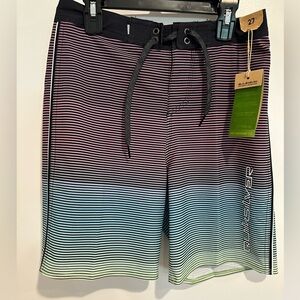 Quiksilver Youth Board Short size 27 NWT